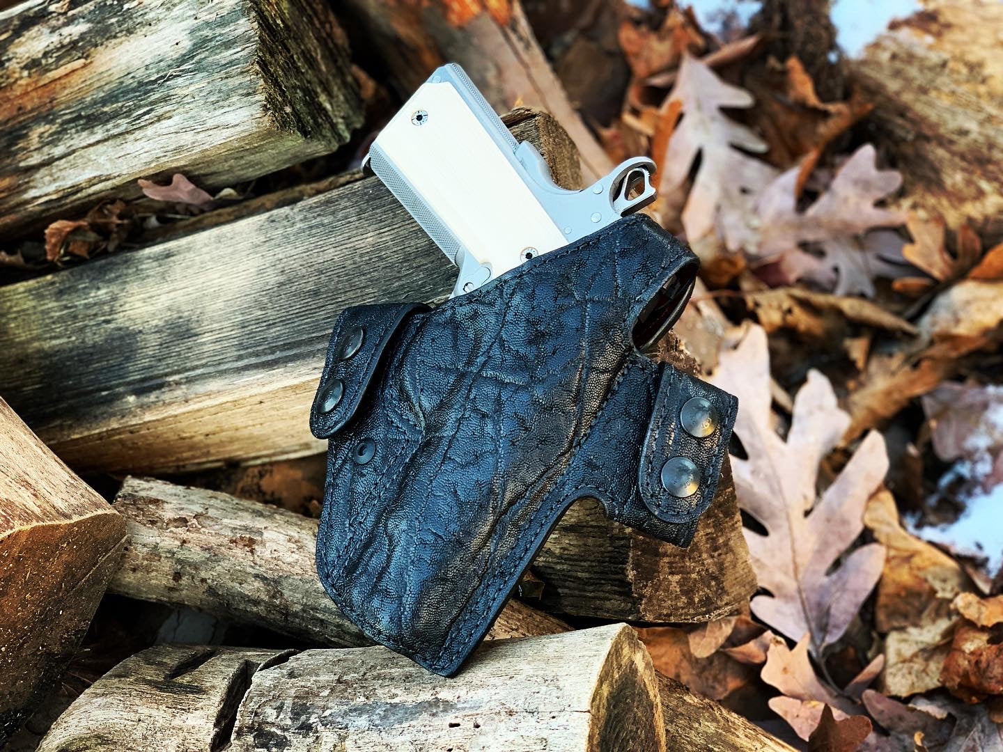 Griffon V OWB: Outside the Waistband Holster