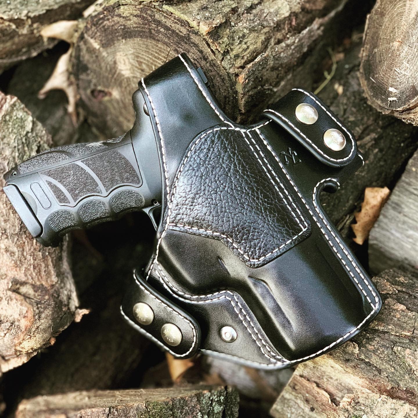Griffon V OWB: Outside the Waistband Holster
