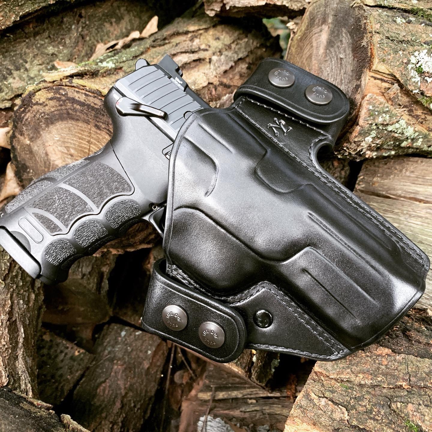 Griffon V OWB: Outside the Waistband Holster