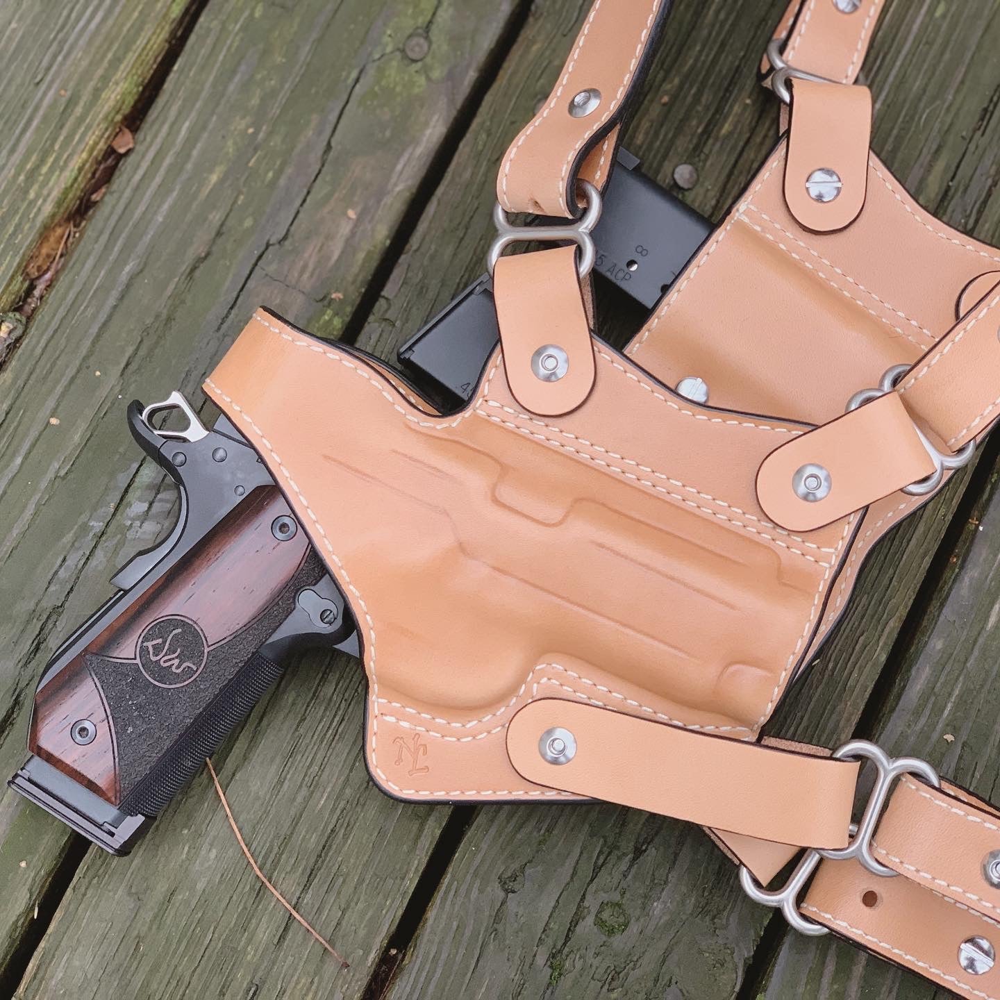 Sandpiper SH Shoulder Holster: Holster Only