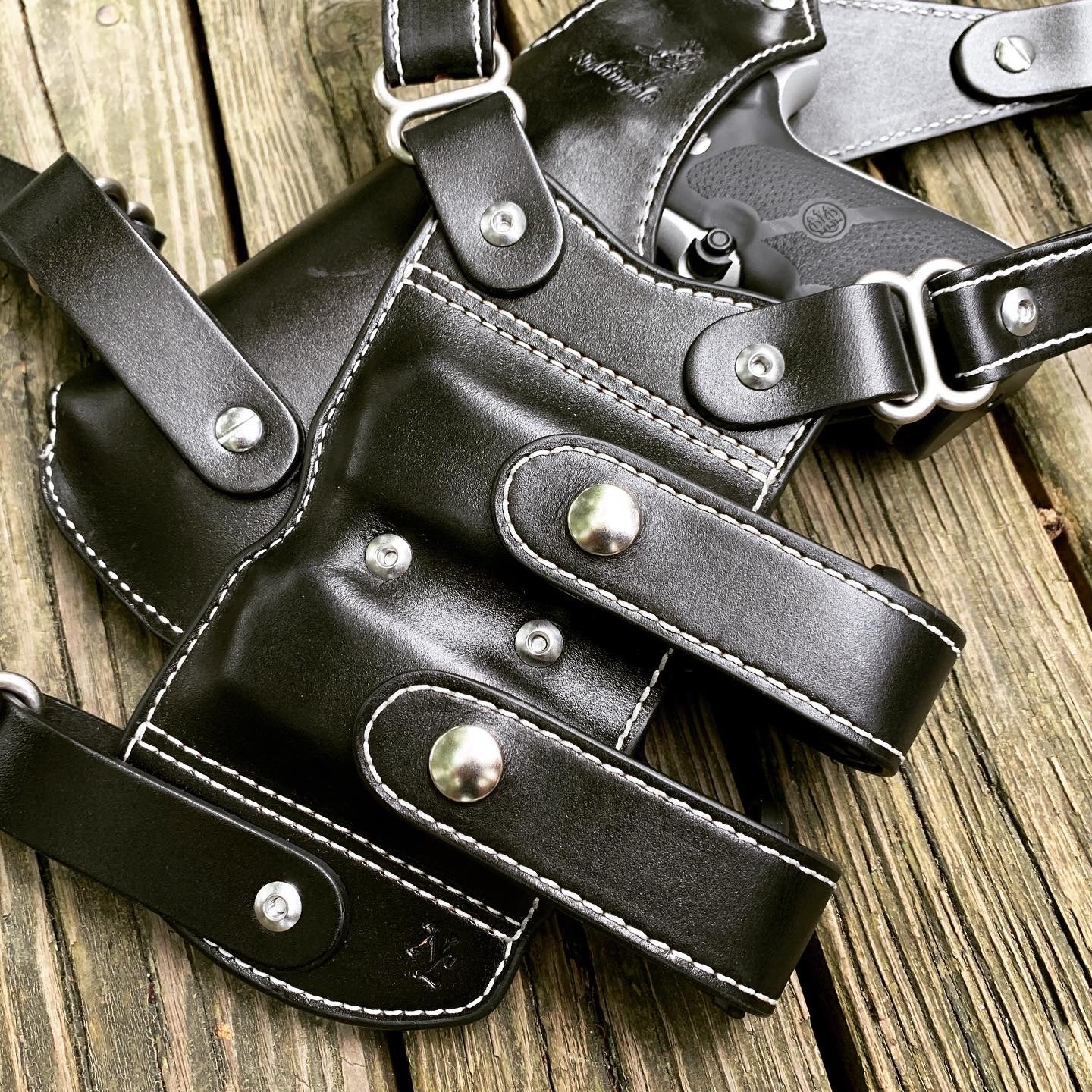 Sandpiper SH Shoulder Holster: Horizontal Magazine Pouch ONLY