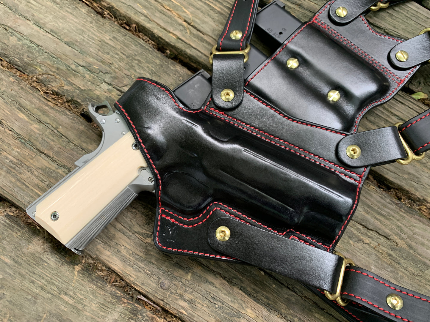 Sandpiper SH Shoulder Holster: Holster Only
