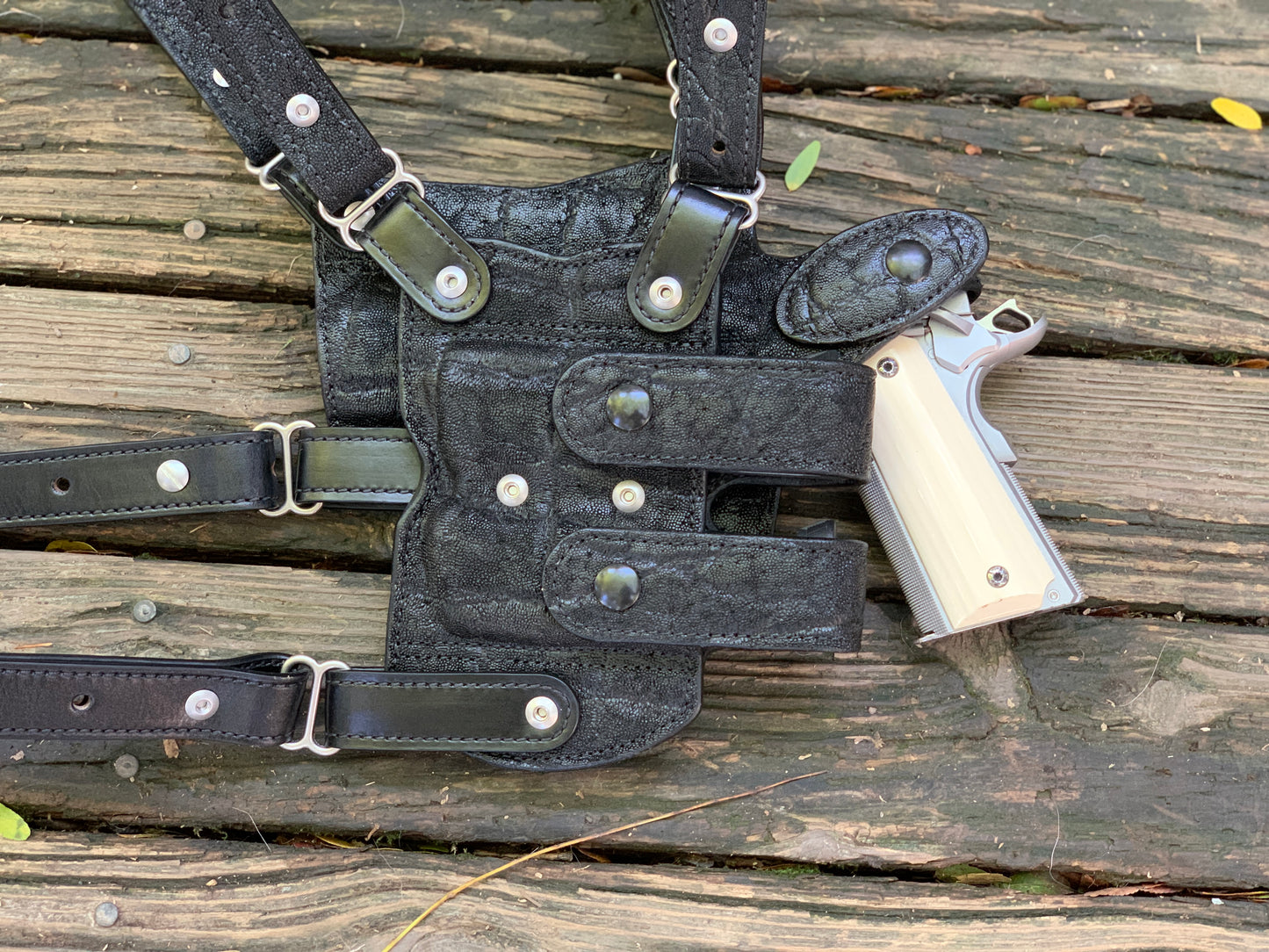 Sandpiper SH Shoulder Holster: Horizontal Magazine Pouch ONLY