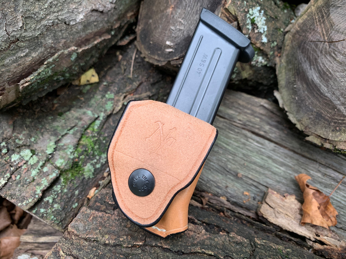 Single Snap Style Magazine Pouch