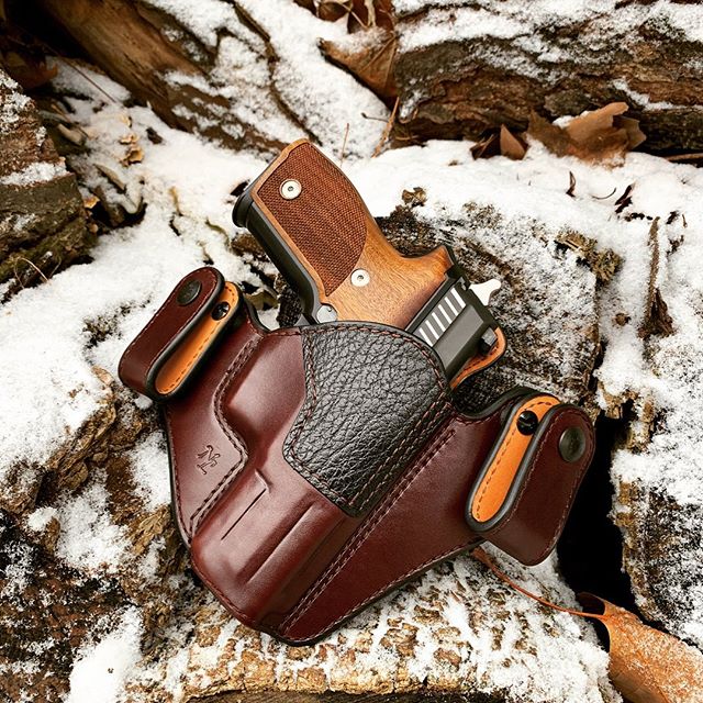 Peregrine IWB: Inside the Waistband Holster